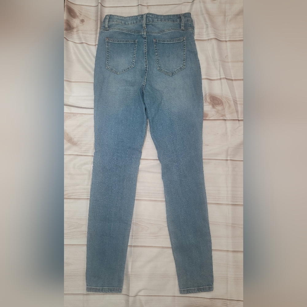 NEW Machine Ripped Skinny Jeans - Picture 3 of 6